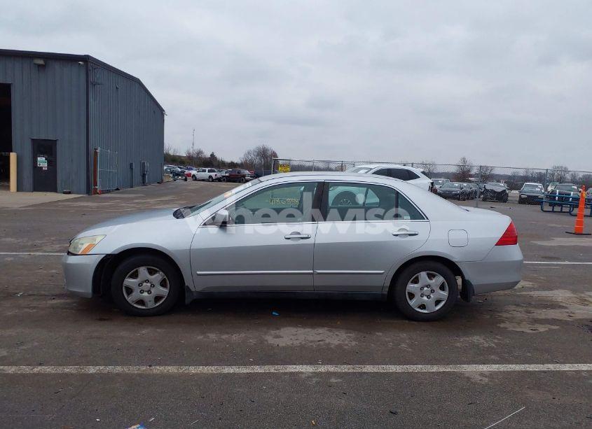 Photo 14 of 2007 Honda Accord 2.4 LX (VIN 1HGCM56447A061799)
