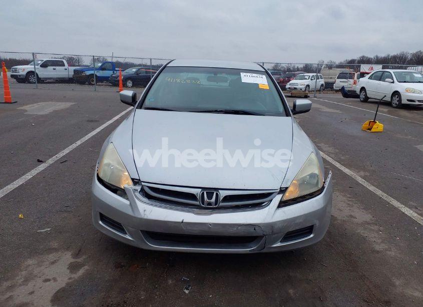 Photo 6 of 2007 Honda Accord 2.4 LX (VIN 1HGCM56447A061799)
