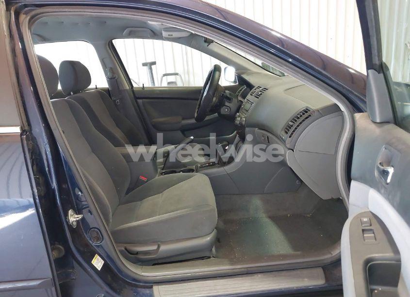 Photo 5 of 2007 Honda Accord 2.4 LX (VIN 1HGCM56447A101606)