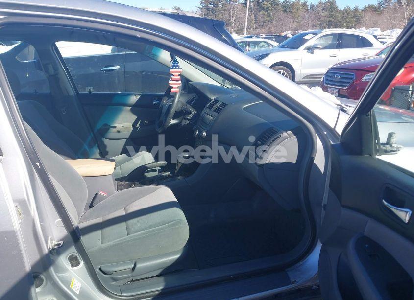 Photo 5 of 2007 Honda Accord 2.4 LX (VIN 1HGCM56447A147016)