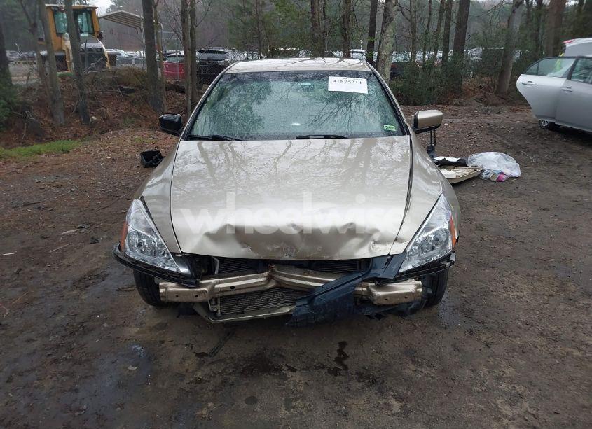 Photo 13 of 2004 Honda Accord 2.4 LX (VIN 1HGCM56454A120399)