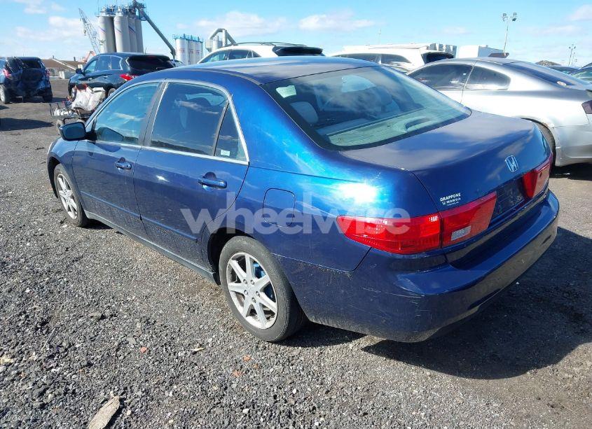 Photo 3 of 2005 Honda Accord 2.4 LX (VIN 1HGCM56455A020658)