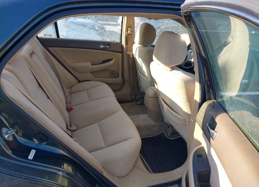 Photo 8 of 2005 Honda Accord 2.4 LX (VIN 1HGCM56455A027898)