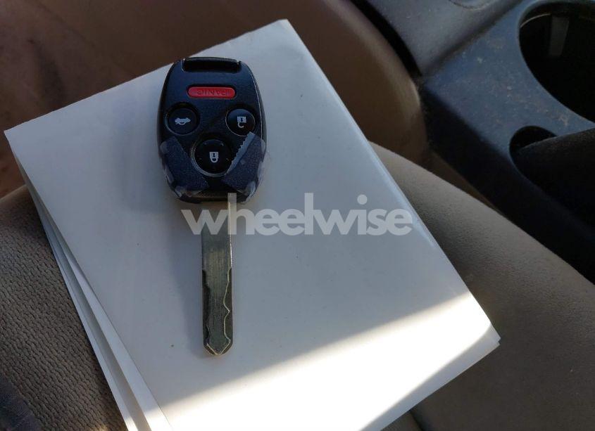 Photo 11 of 2005 Honda Accord 2.4 LX (VIN 1HGCM56455A032213)