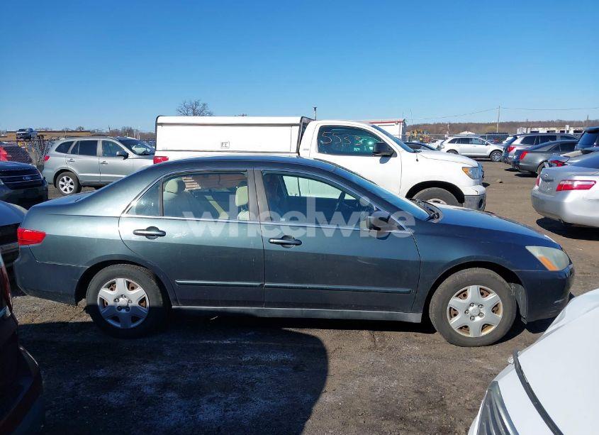 Photo 13 of 2005 Honda Accord 2.4 LX (VIN 1HGCM56455A032213)