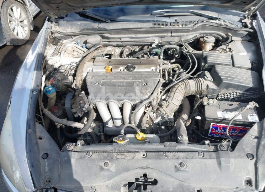 Photo 10 of 2005 Honda Accord 2.4 LX (VIN 1HGCM56455A040327)