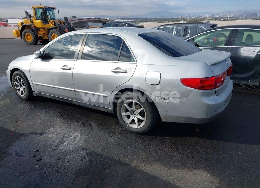 Photo 3 of 2005 Honda Accord 2.4 LX (VIN 1HGCM56455A040327)