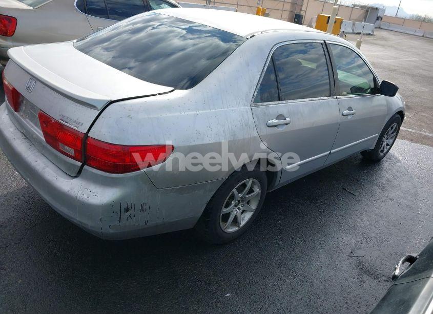 Photo 4 of 2005 Honda Accord 2.4 LX (VIN 1HGCM56455A040327)