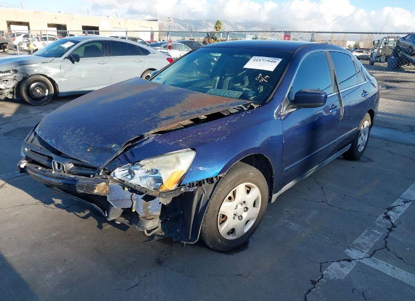 Photo 2 of 2005 Honda Accord 2.4 LX (VIN 1HGCM56455A071061)