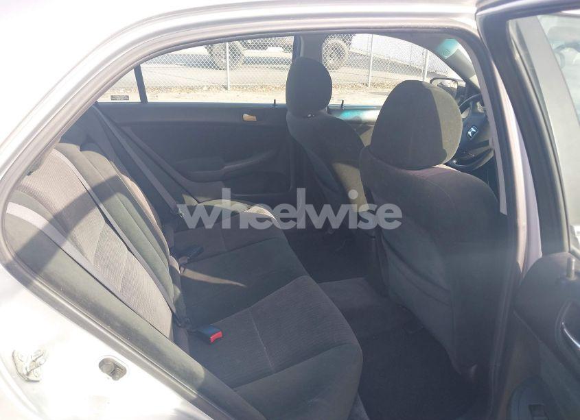 Photo 8 of 2005 Honda Accord 2.4 LX (VIN 1HGCM56455A116273)