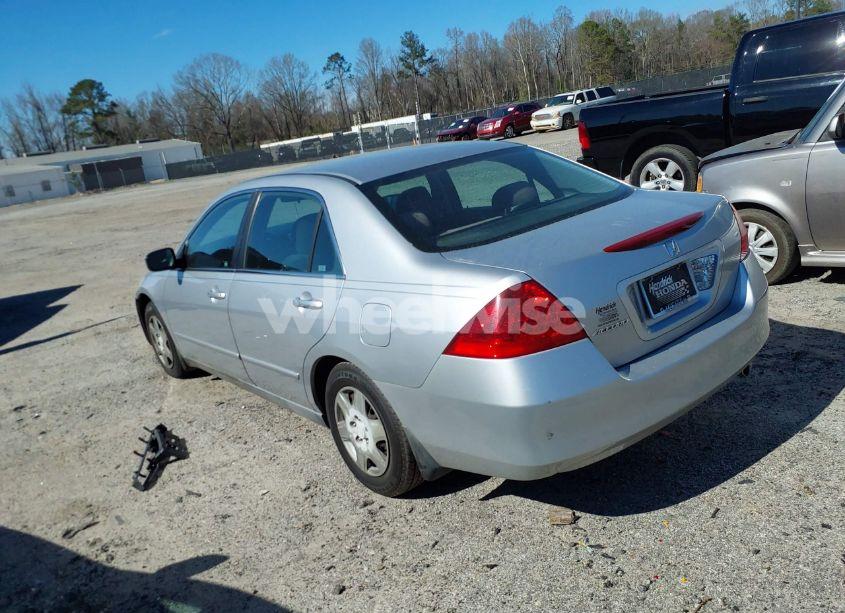 Photo 3 of 2006 Honda Accord 2.4 LX (VIN 1HGCM56456A006650)