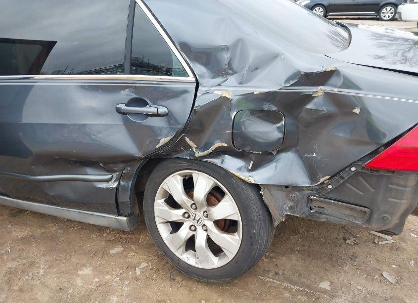 Photo 13 of 2006 Honda Accord 2.4 LX (VIN 1HGCM56456A078514)