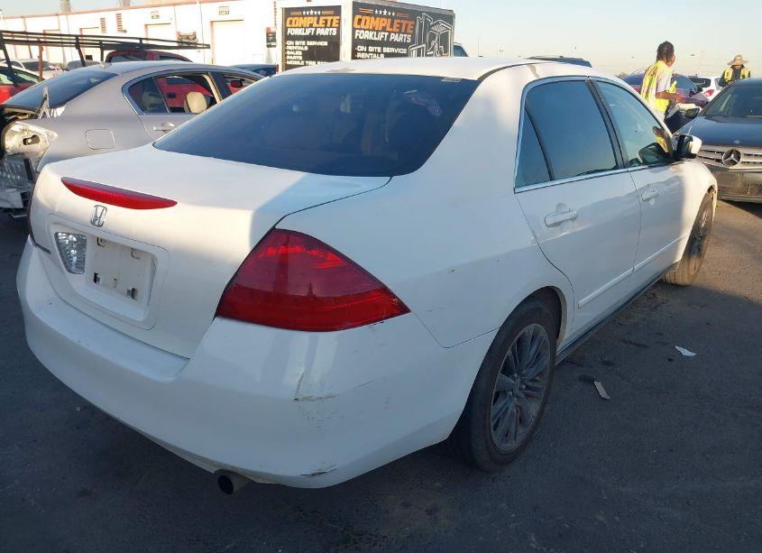 Photo 4 of 2006 Honda Accord 2.4 LX (VIN 1HGCM56456A156919)