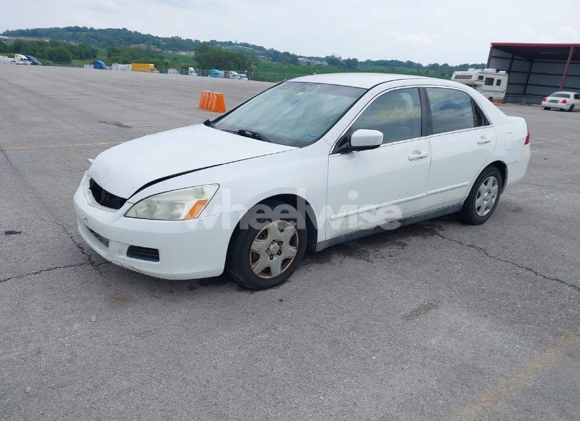 Photo 2 of 2007 Honda Accord 2.4 LX (VIN 1HGCM56457A052786)