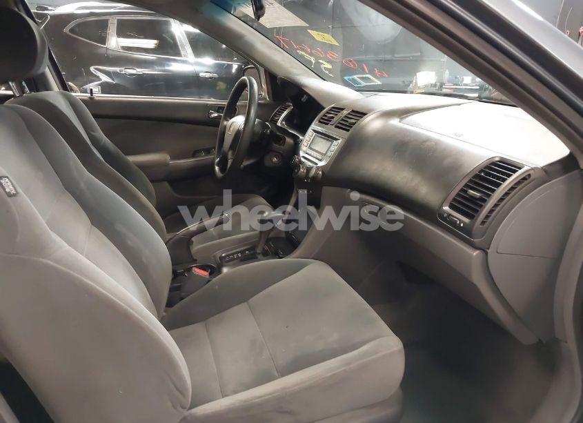 Photo 5 of 2007 Honda Accord 2.4 LX (VIN 1HGCM56457A054845)