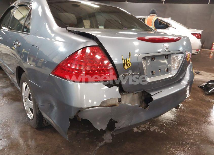 Photo 6 of 2007 Honda Accord 2.4 LX (VIN 1HGCM56457A054845)