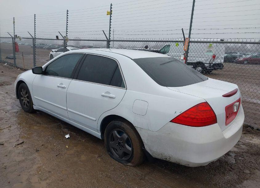 Photo 3 of 2007 Honda Accord 2.4 LX (VIN 1HGCM56457A128734)