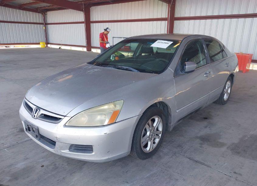 Photo 2 of 2007 Honda Accord 2.4 LX (VIN 1HGCM56457A193969)