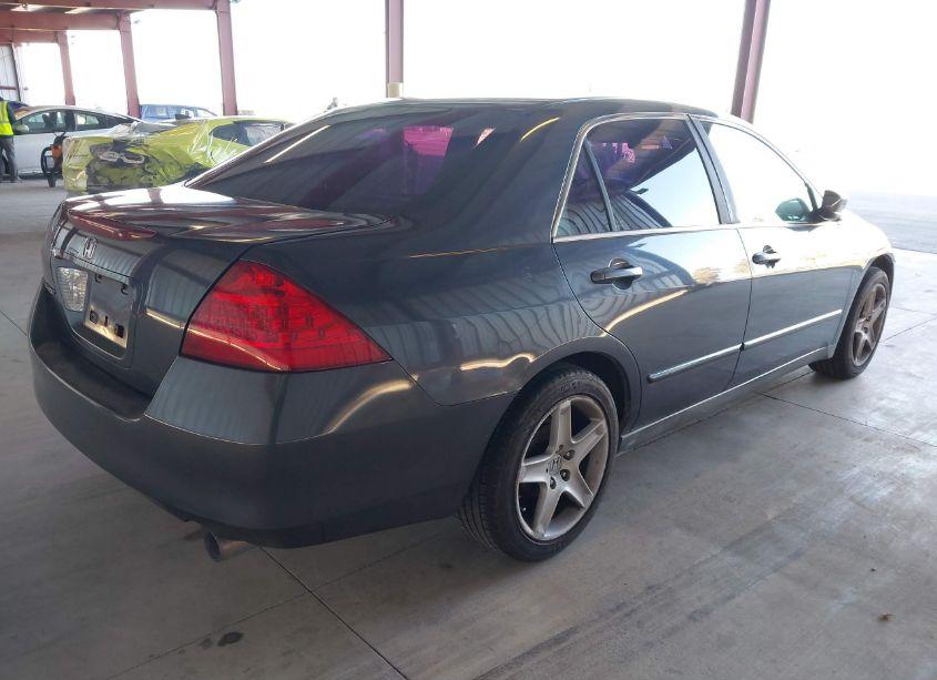 Photo 4 of 2007 Honda Accord 2.4 LX (VIN 1HGCM56457A198735)