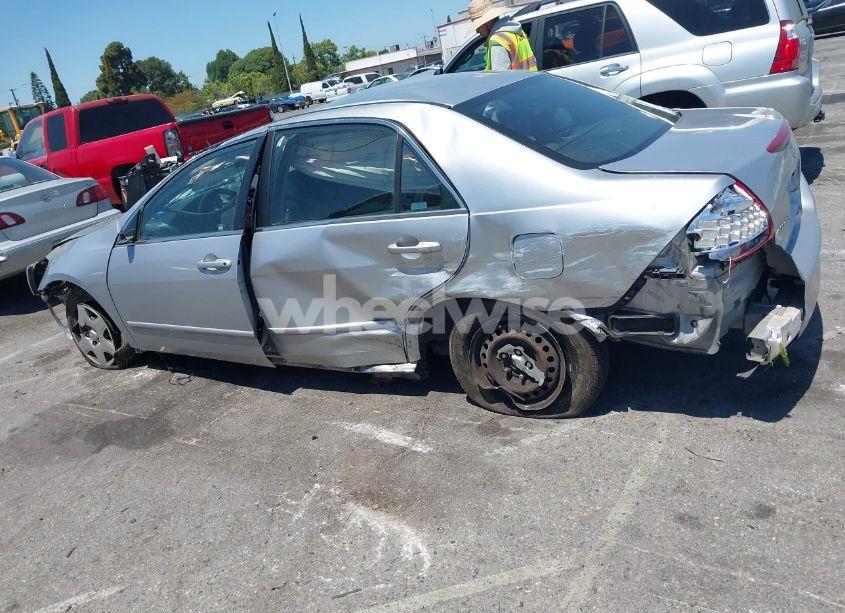 Photo 14 of 2007 Honda Accord 2.4 LX (VIN 1HGCM56457A209300)