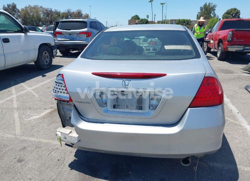 Photo 16 of 2007 Honda Accord 2.4 LX (VIN 1HGCM56457A209300)