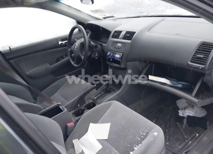 Photo 5 of 2003 Honda Accord 2.4 LX (VIN 1HGCM56463A110818)
