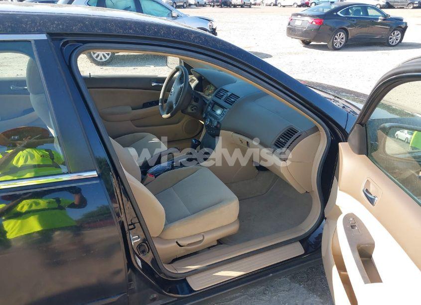 Photo 5 of 2005 Honda Accord 2.4 LX (VIN 1HGCM56465A005859)