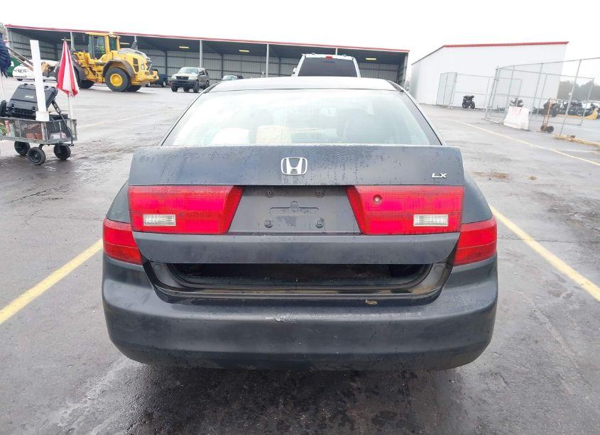 Photo 16 of 2005 Honda Accord 2.4 LX (VIN 1HGCM56465A012665)