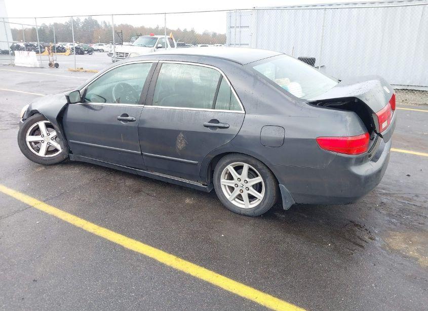 Photo 3 of 2005 Honda Accord 2.4 LX (VIN 1HGCM56465A012665)