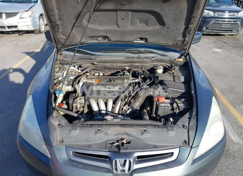 Photo 10 of 2005 Honda Accord 2.4 LX (VIN 1HGCM56465A071294)