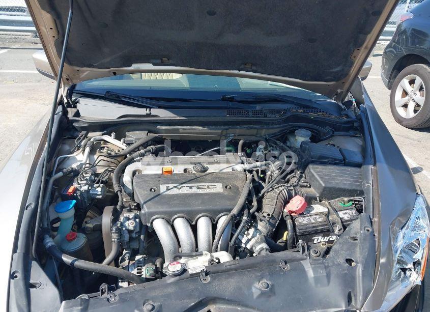 Photo 10 of 2005 Honda Accord 2.4 LX (VIN 1HGCM56465A097197)