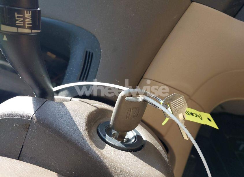 Photo 11 of 2005 Honda Accord 2.4 LX (VIN 1HGCM56465A097197)