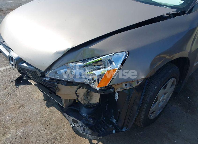 Photo 12 of 2005 Honda Accord 2.4 LX (VIN 1HGCM56465A097197)