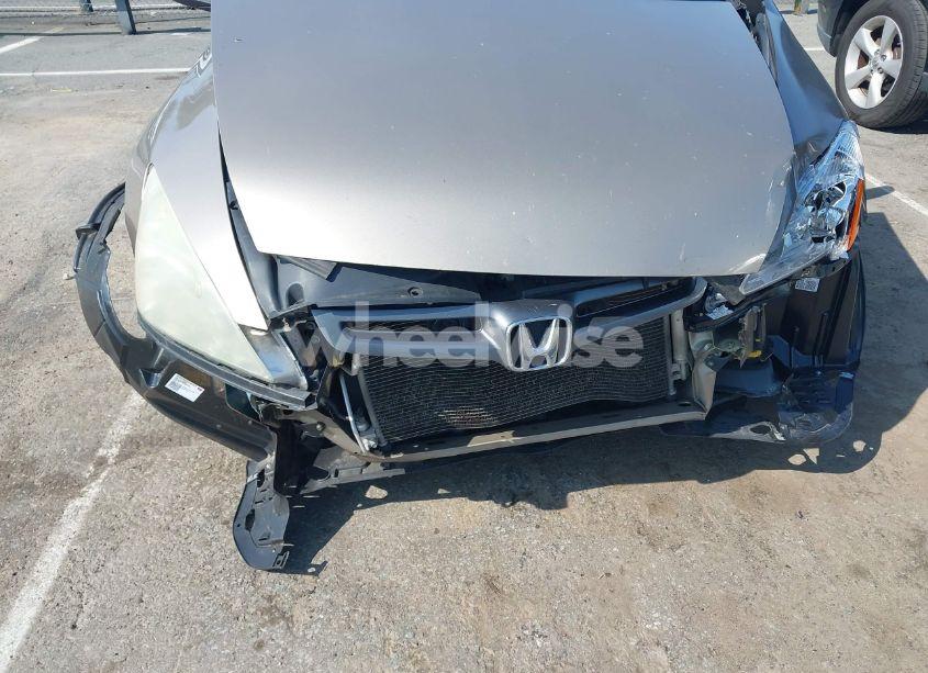 Photo 6 of 2005 Honda Accord 2.4 LX (VIN 1HGCM56465A097197)