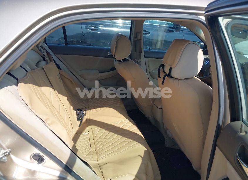 Photo 8 of 2005 Honda Accord 2.4 LX (VIN 1HGCM56465A097197)