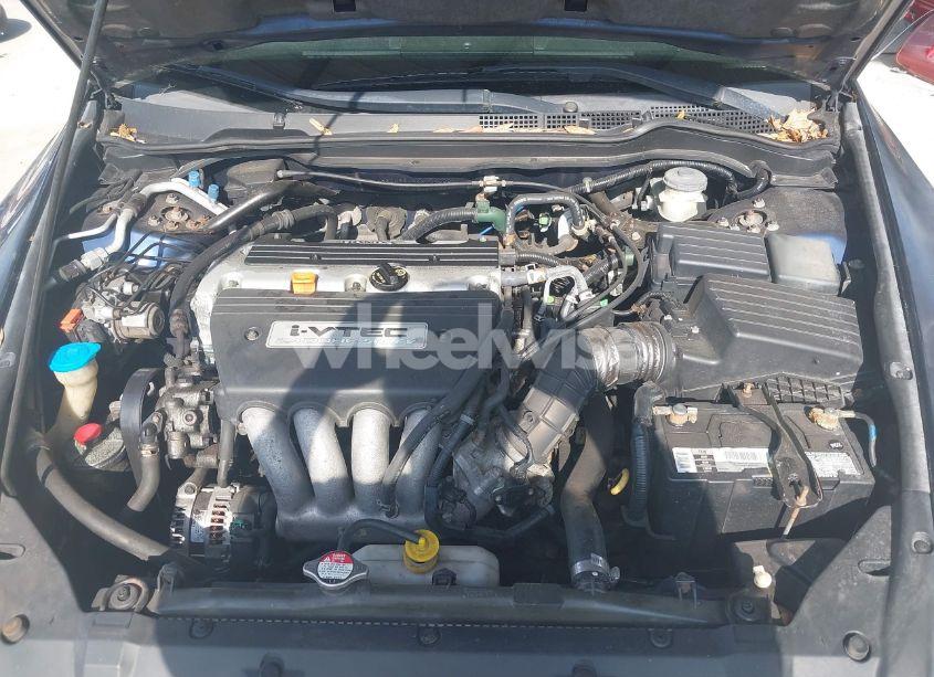 Photo 10 of 2005 Honda Accord 2.4 LX (VIN 1HGCM56465A104388)