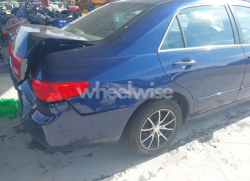 Photo 15 of 2005 Honda Accord 2.4 LX (VIN 1HGCM56465A104388)