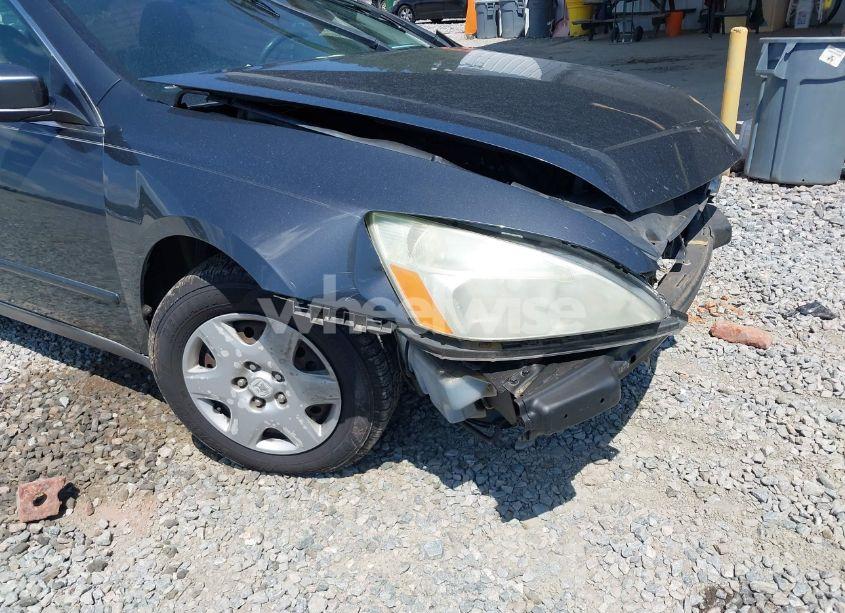Photo 13 of 2005 Honda Accord 2.4 LX (VIN 1HGCM56465A115858)