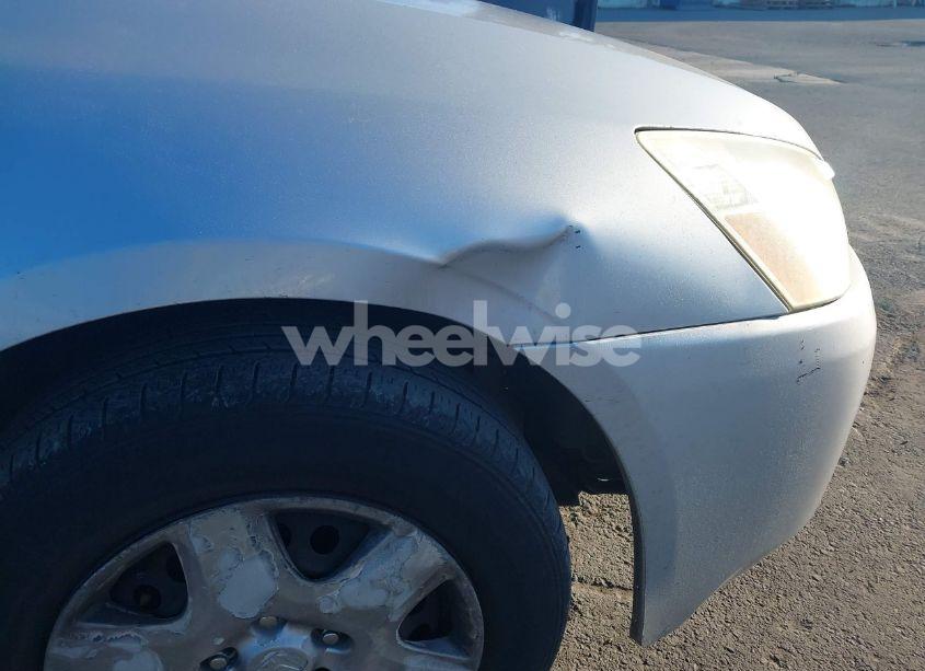 Photo 6 of 2005 Honda Accord 2.4 LX (VIN 1HGCM56465A130747)