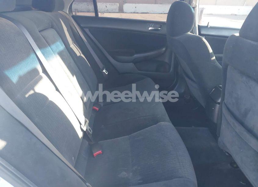 Photo 8 of 2005 Honda Accord 2.4 LX (VIN 1HGCM56465A130747)