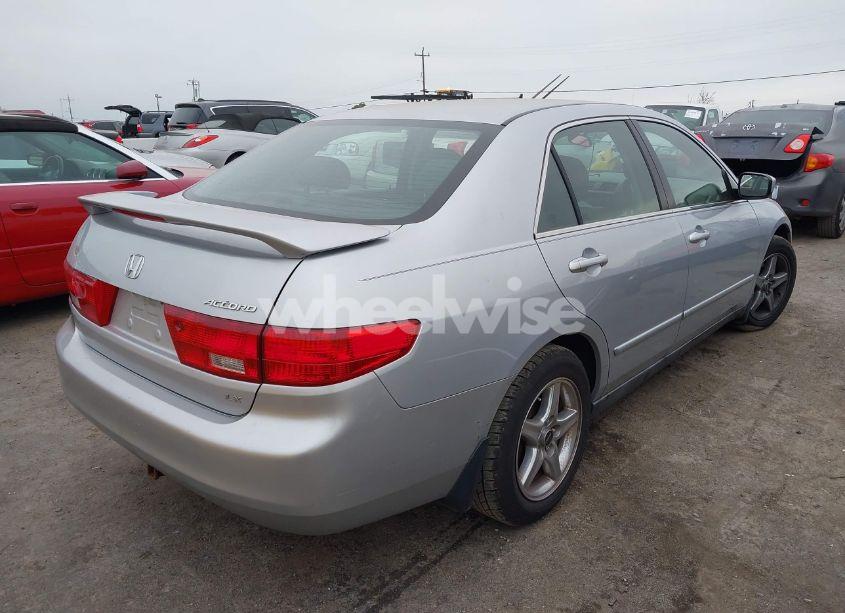 Photo 4 of 2005 Honda Accord 2.4 LX (VIN 1HGCM56465A165336)