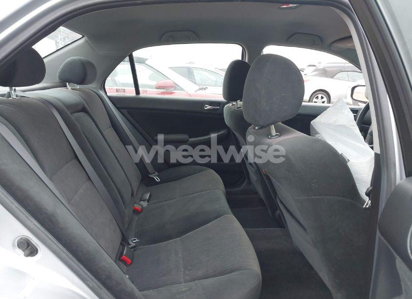 Photo 8 of 2005 Honda Accord 2.4 LX (VIN 1HGCM56465A165336)