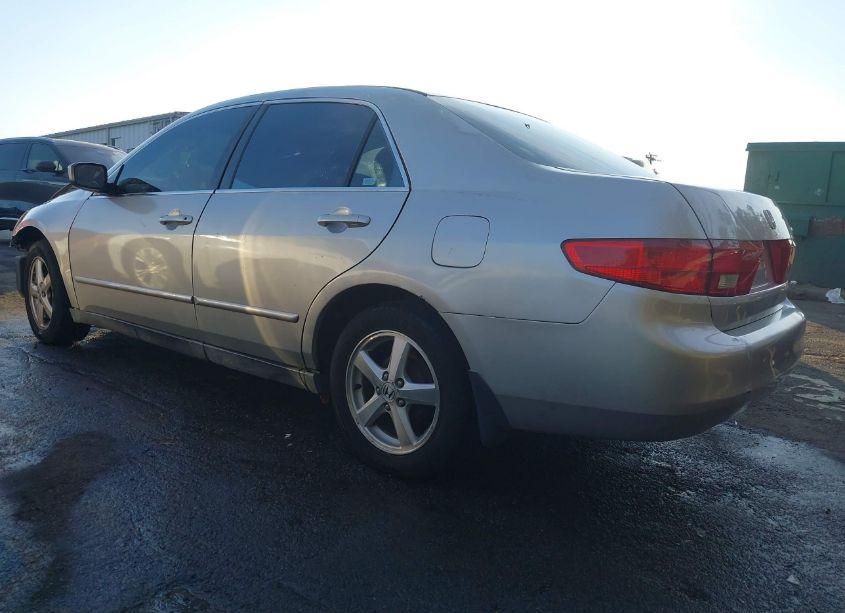 Photo 3 of 2005 Honda Accord 2.4 LX (VIN 1HGCM56465L002173)