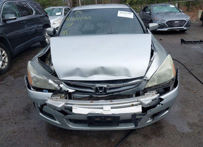 Photo 12 of 2006 Honda Accord 2.4 LX (VIN 1HGCM56466A044842)