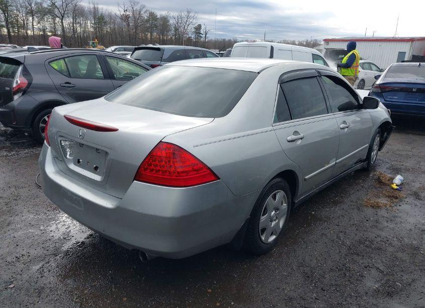 Photo 4 of 2006 Honda Accord 2.4 LX (VIN 1HGCM56466A044842)