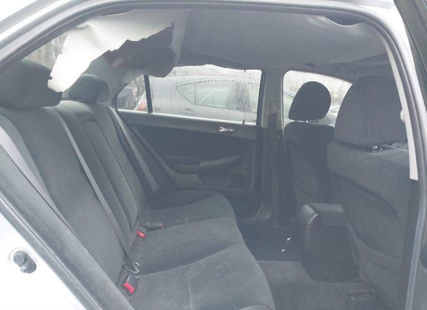 Photo 8 of 2006 Honda Accord 2.4 LX (VIN 1HGCM56466A044842)