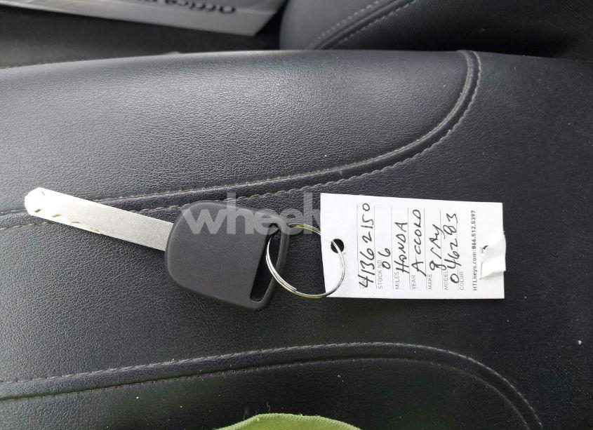 Photo 11 of 2006 Honda Accord 2.4 LX (VIN 1HGCM56466A046283)