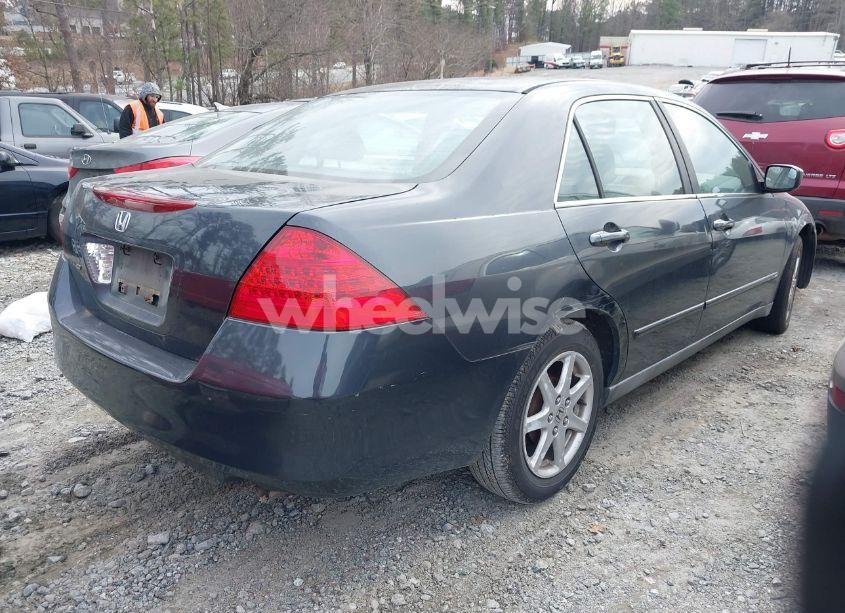 Photo 4 of 2006 Honda Accord 2.4 LX (VIN 1HGCM56466A046283)