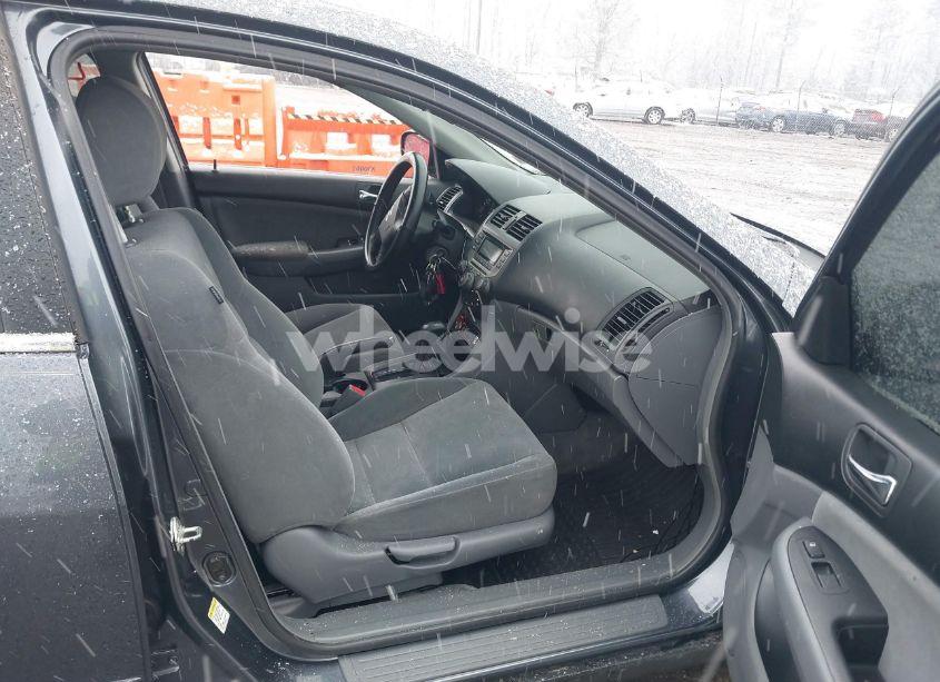 Photo 5 of 2007 Honda Accord 2.4 LX (VIN 1HGCM56467A189560)