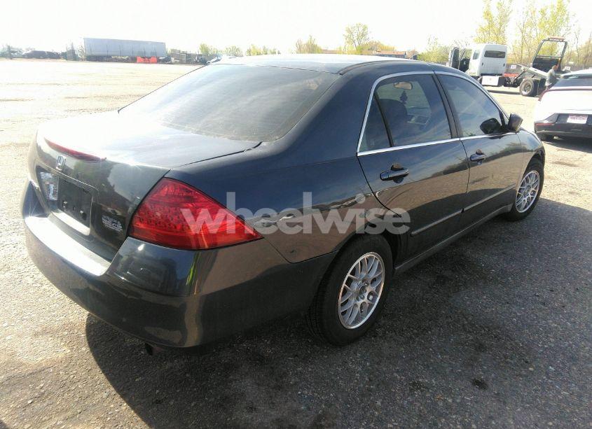 Photo 4 of 2007 Honda Accord 2.4 LX (VIN 1HGCM56467A221343)